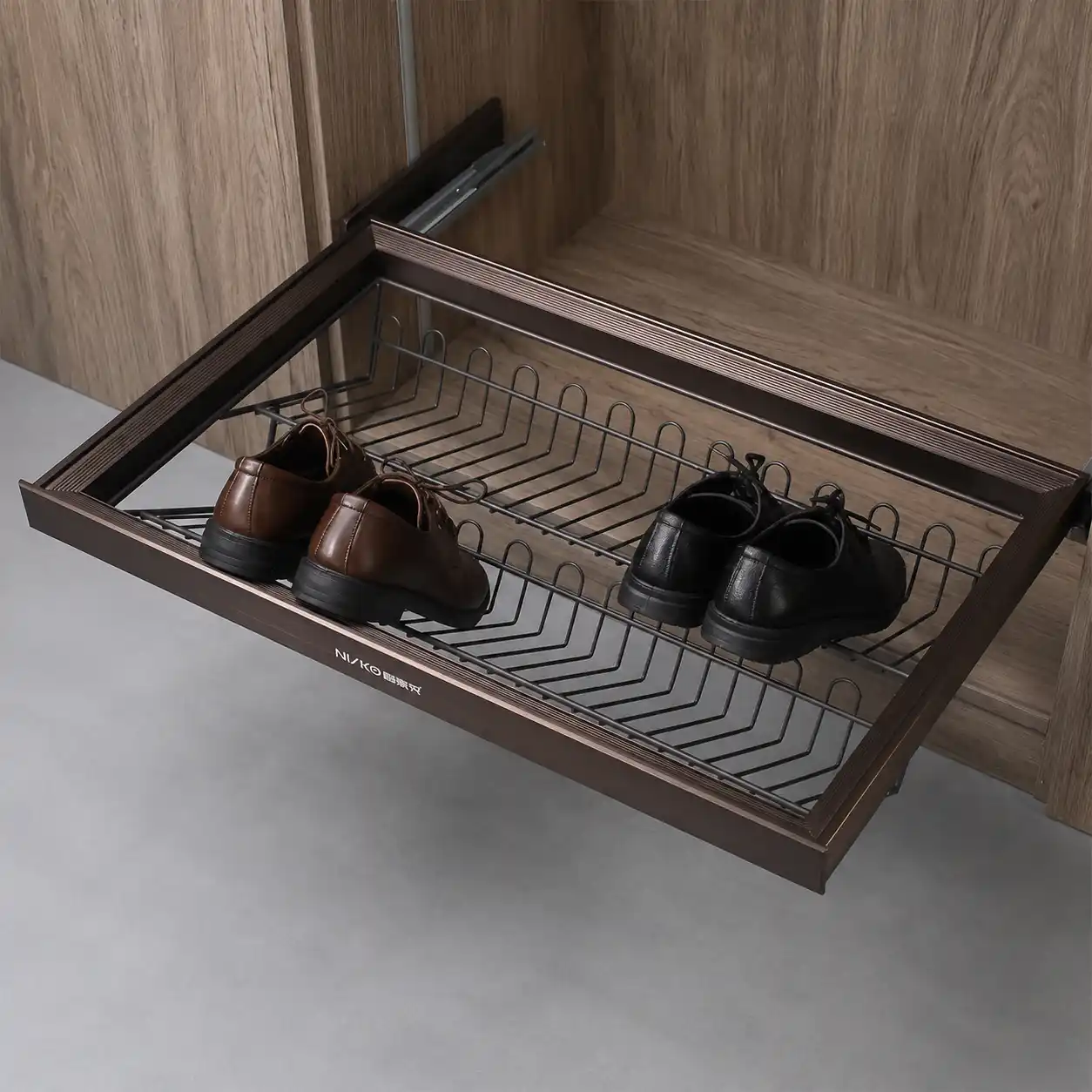 Pull-Out Wardrobe Shoe Rack